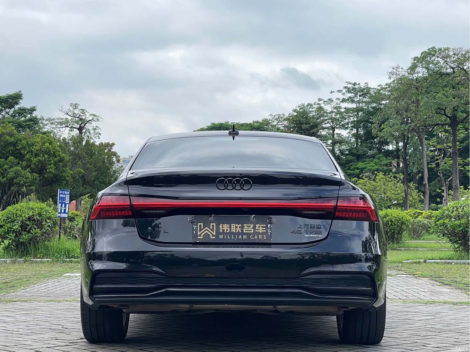 Audi A7L, 2023 все фото