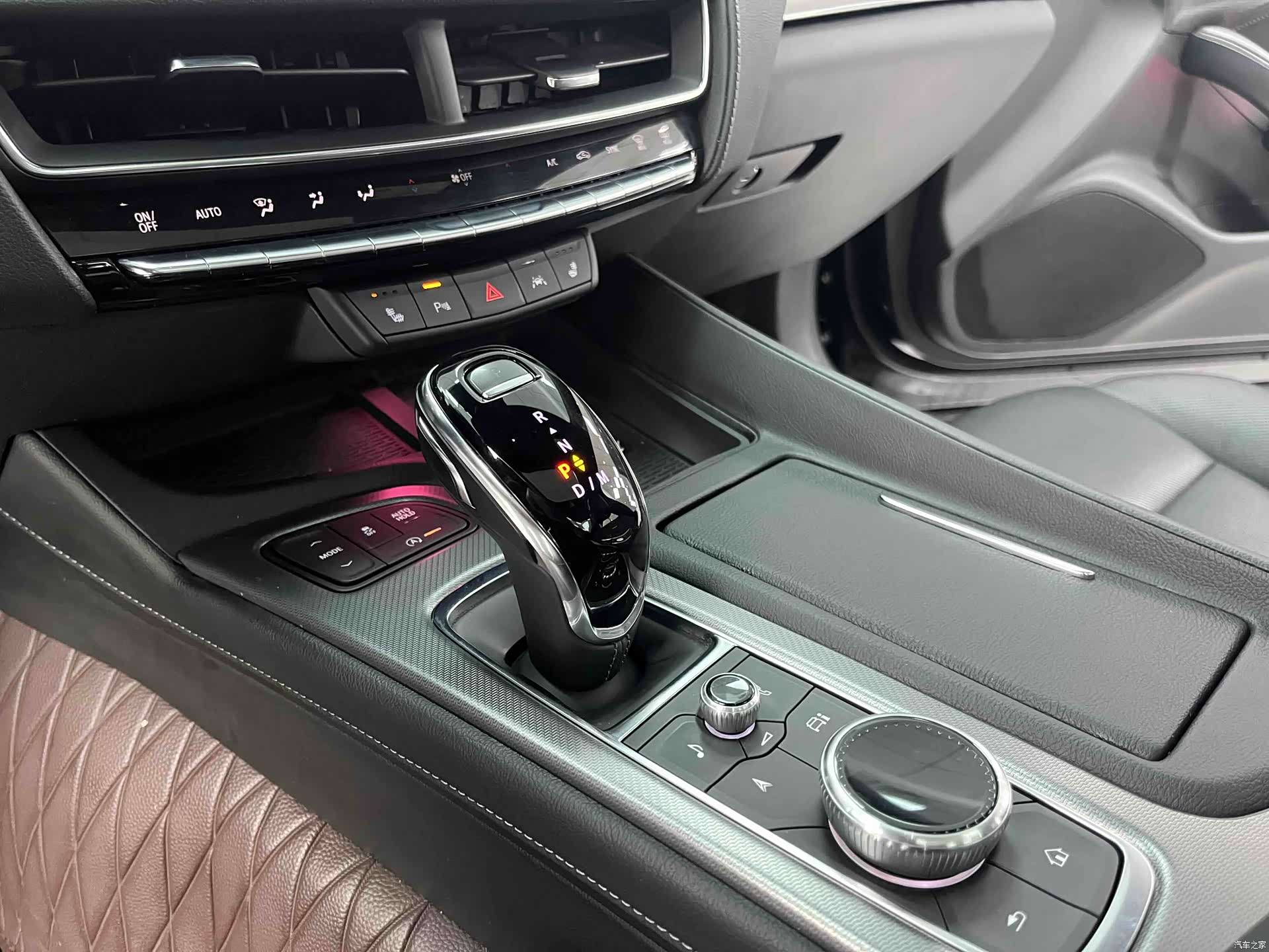 Cadillac CT5, 2024 19