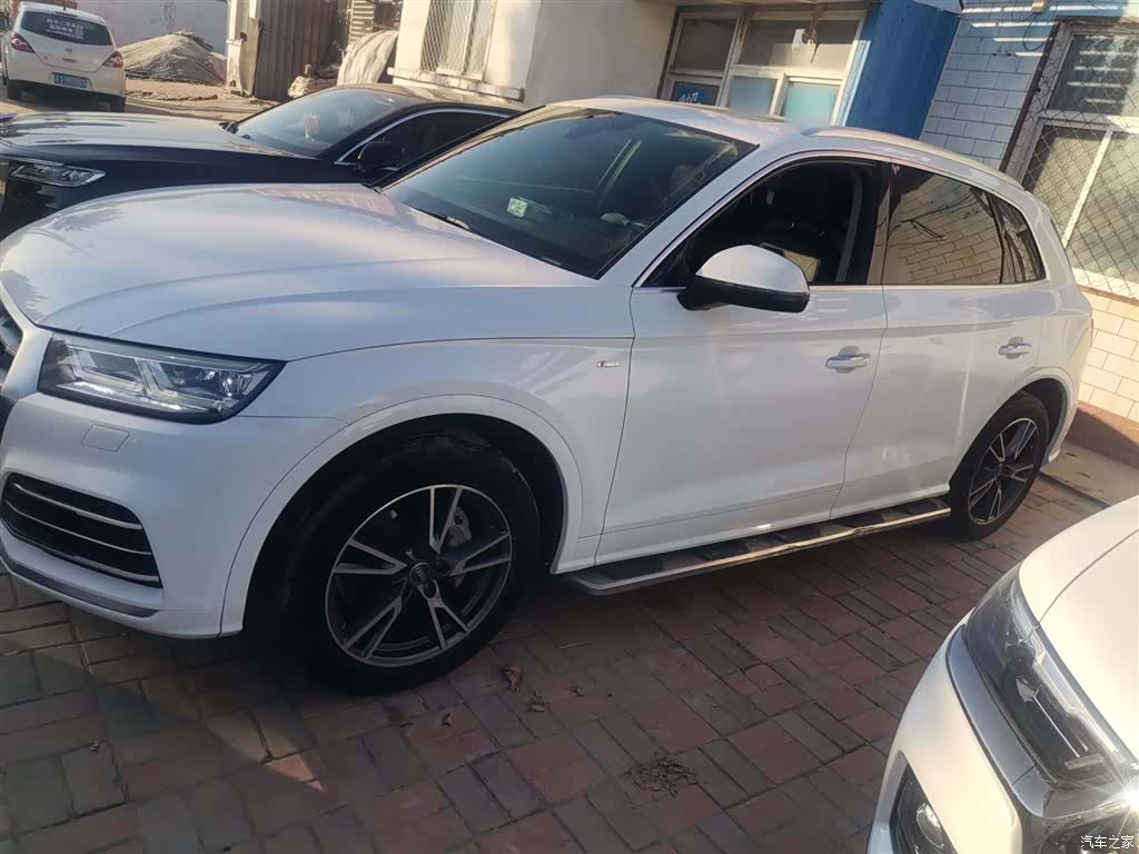 Audi Q5L, 2020 4