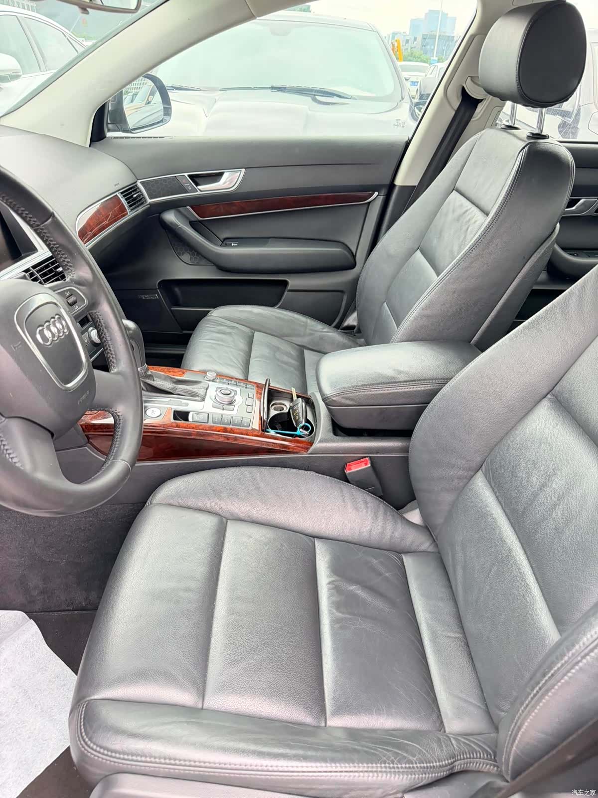 Audi A6L, 2012 7