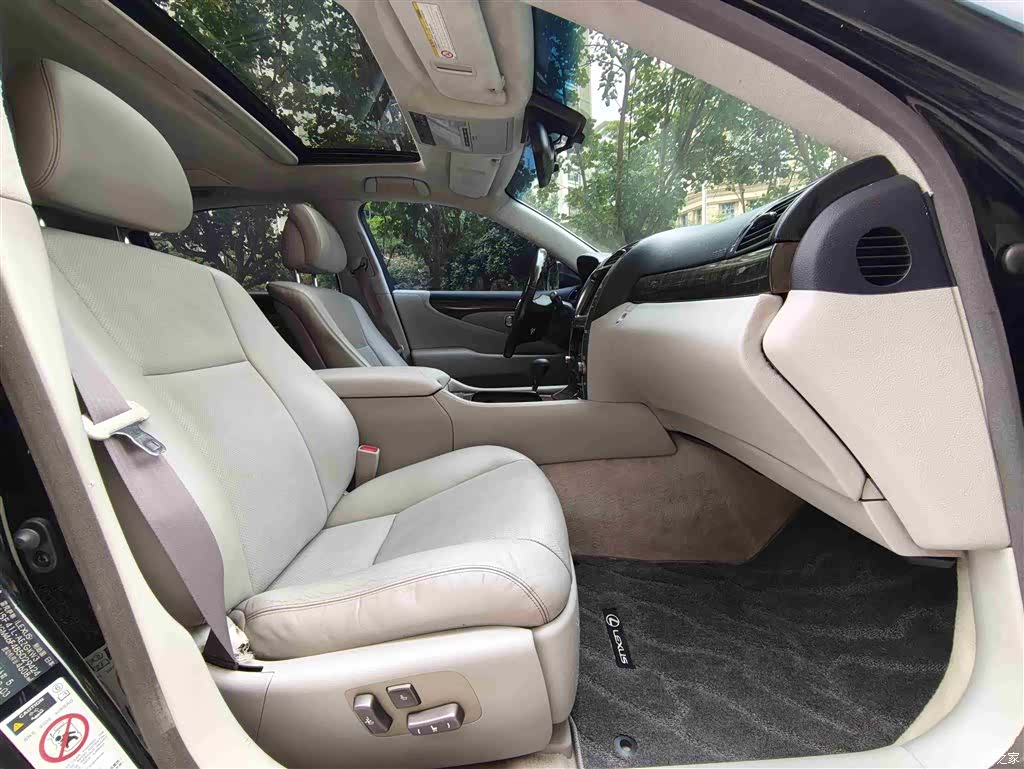 Lexus LS, 2008 9