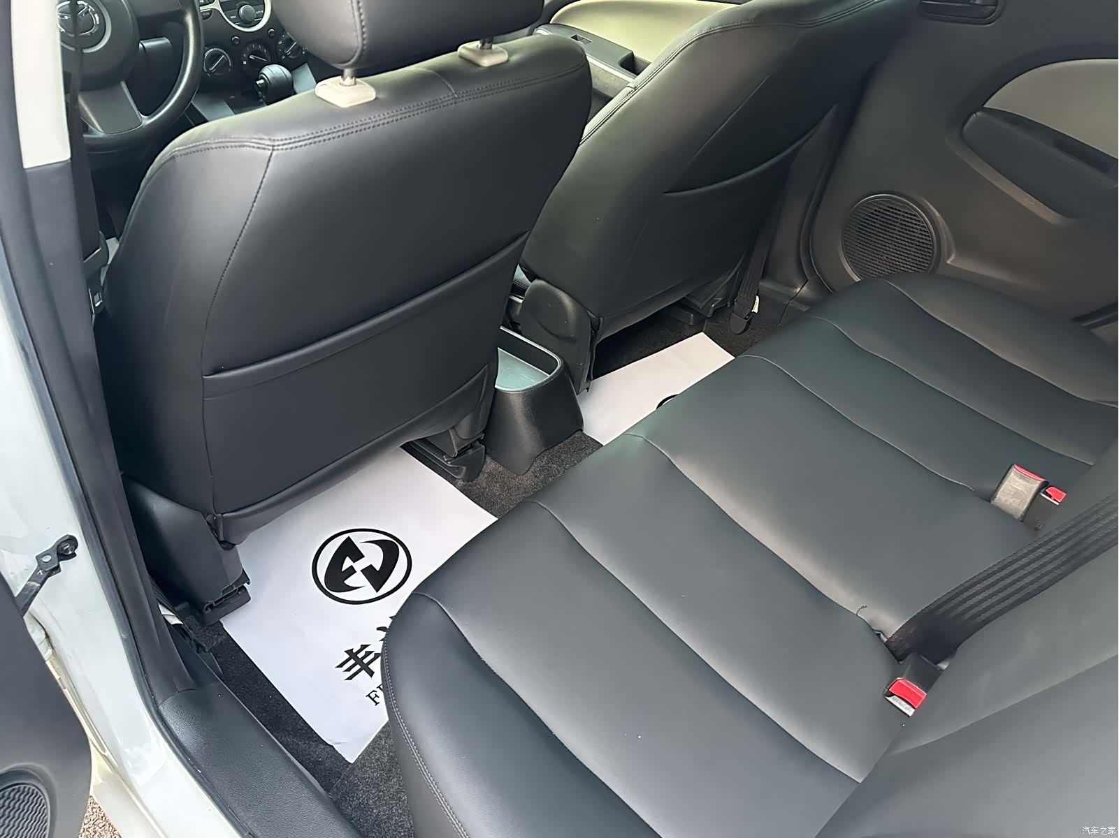 Mazda 2, 2012 7