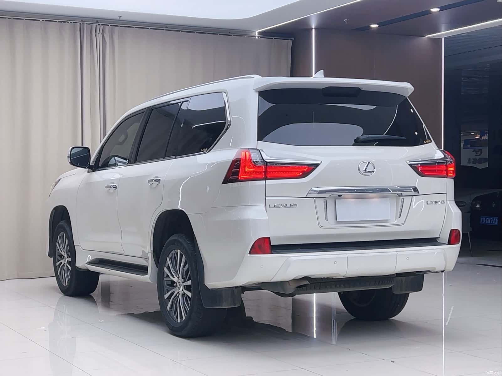 Lexus LX, 2018 16