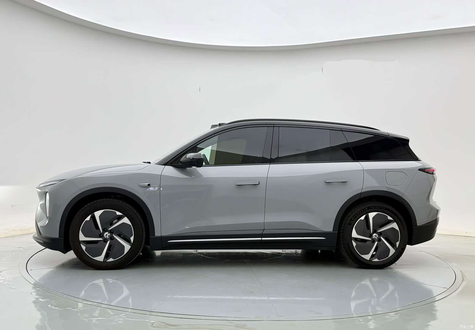 NIO ES6, 2023 3