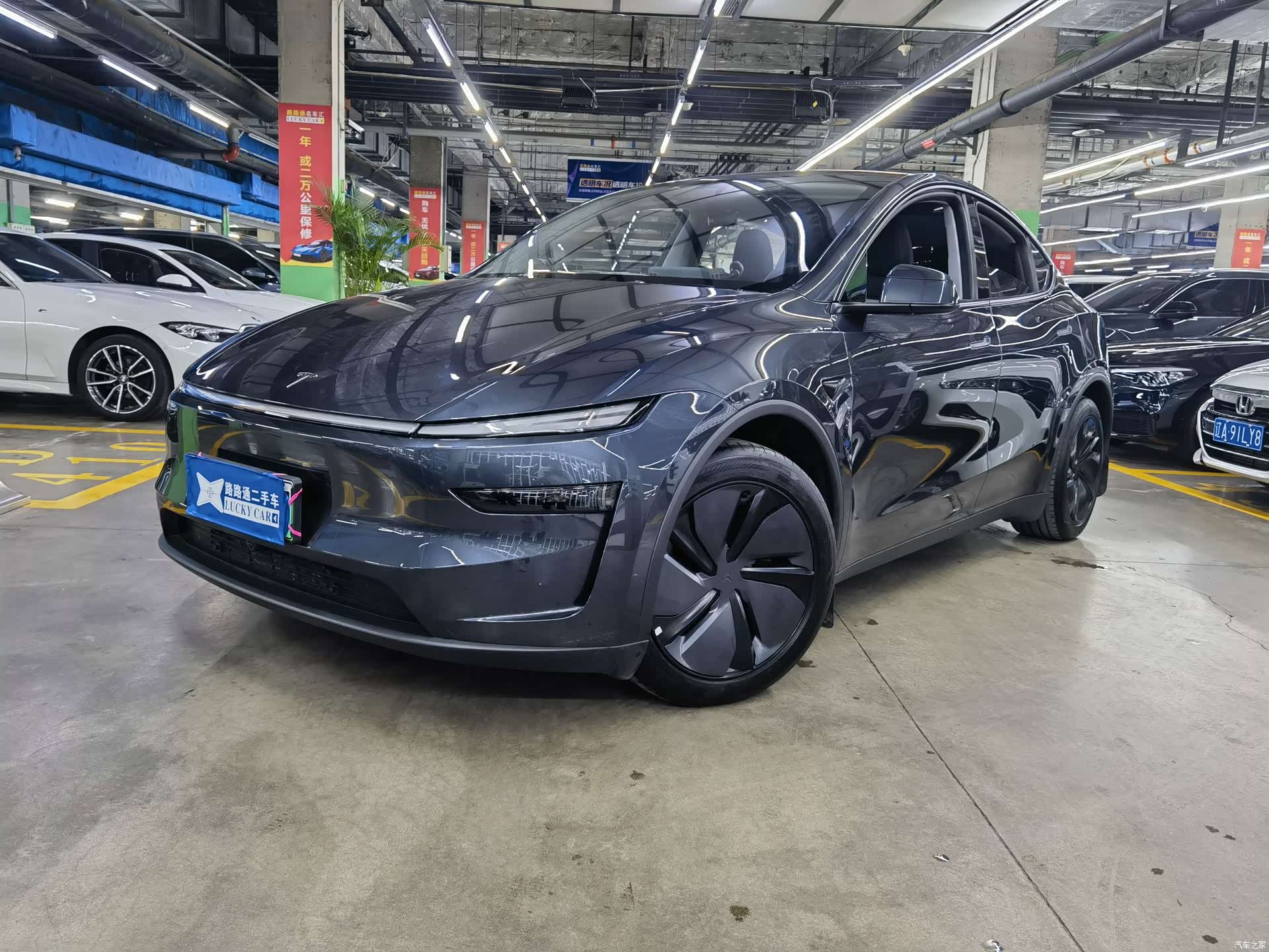 Tesla Model Y, 2025 1