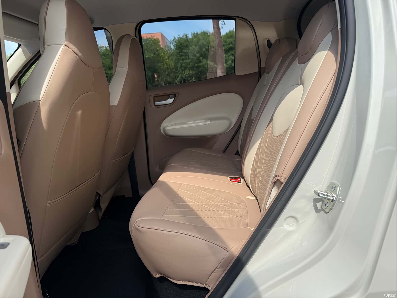 Wuling MINIEV, 2025 6