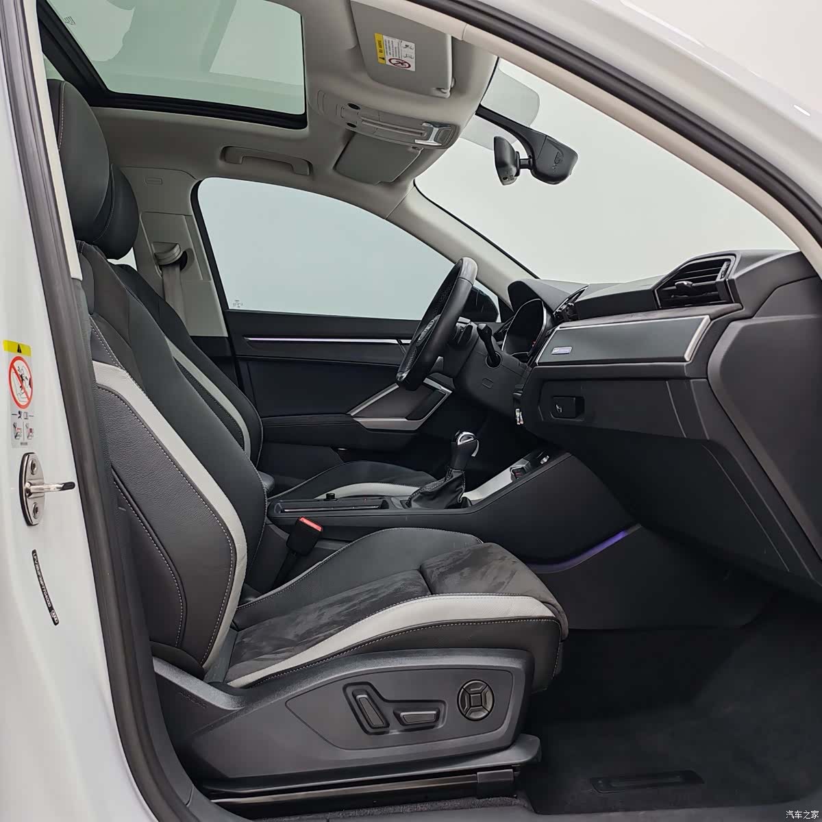 Audi Q3, 2023 9