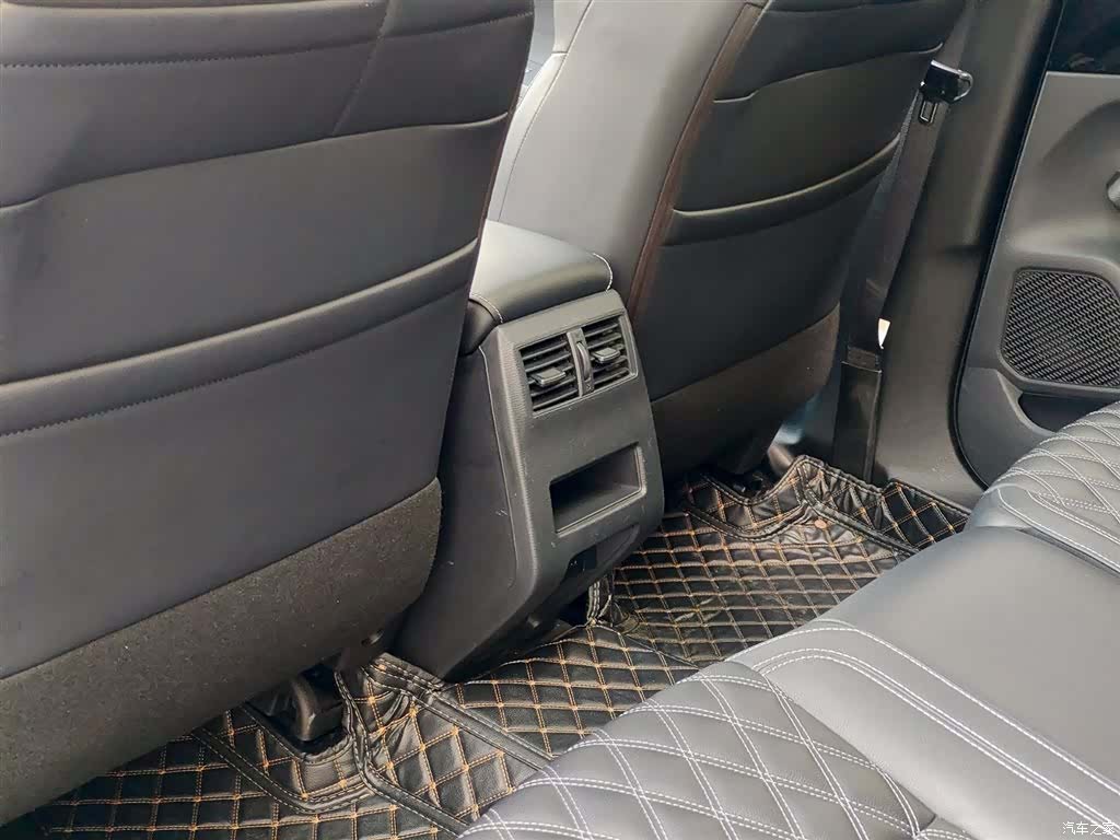 Mitsubishi Outlander, 2023 9