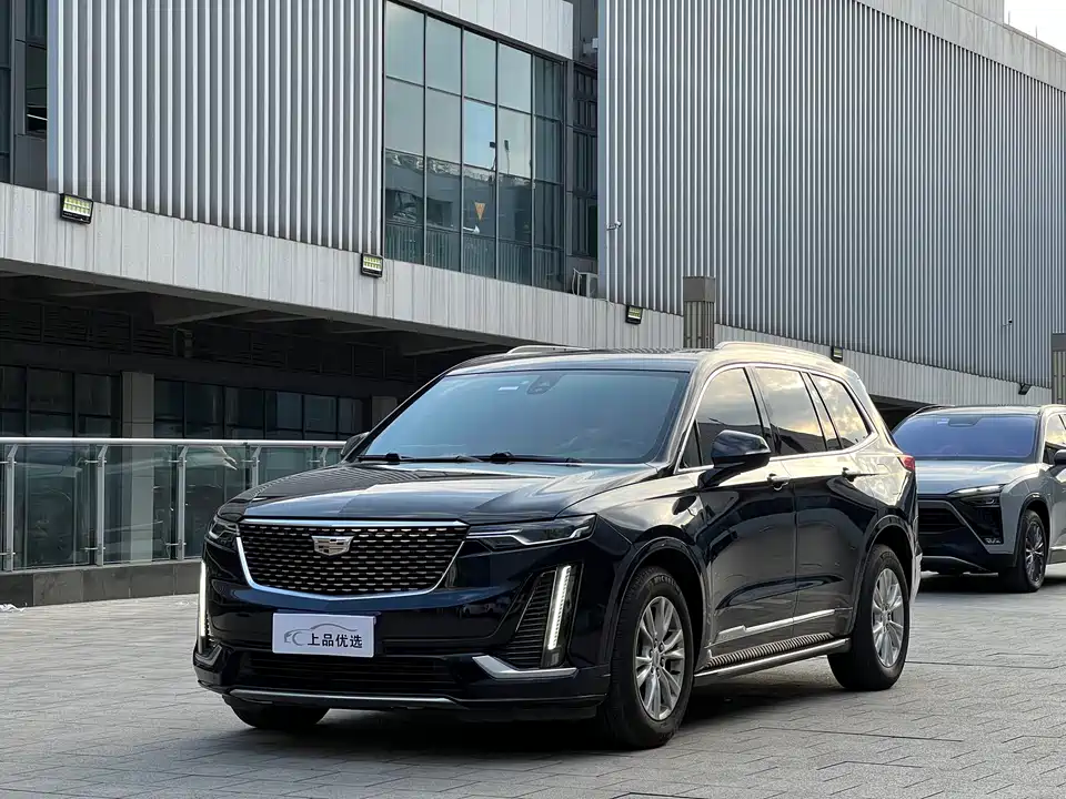 Cadillac XT6