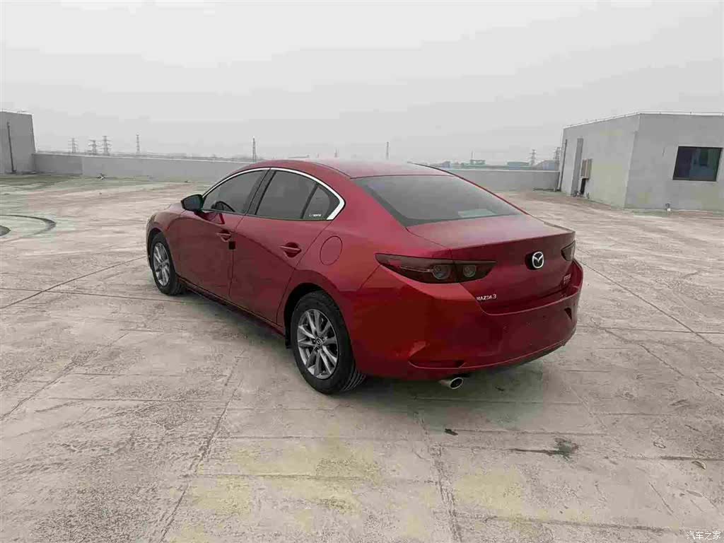 Mazda Mazda3, 2022 9