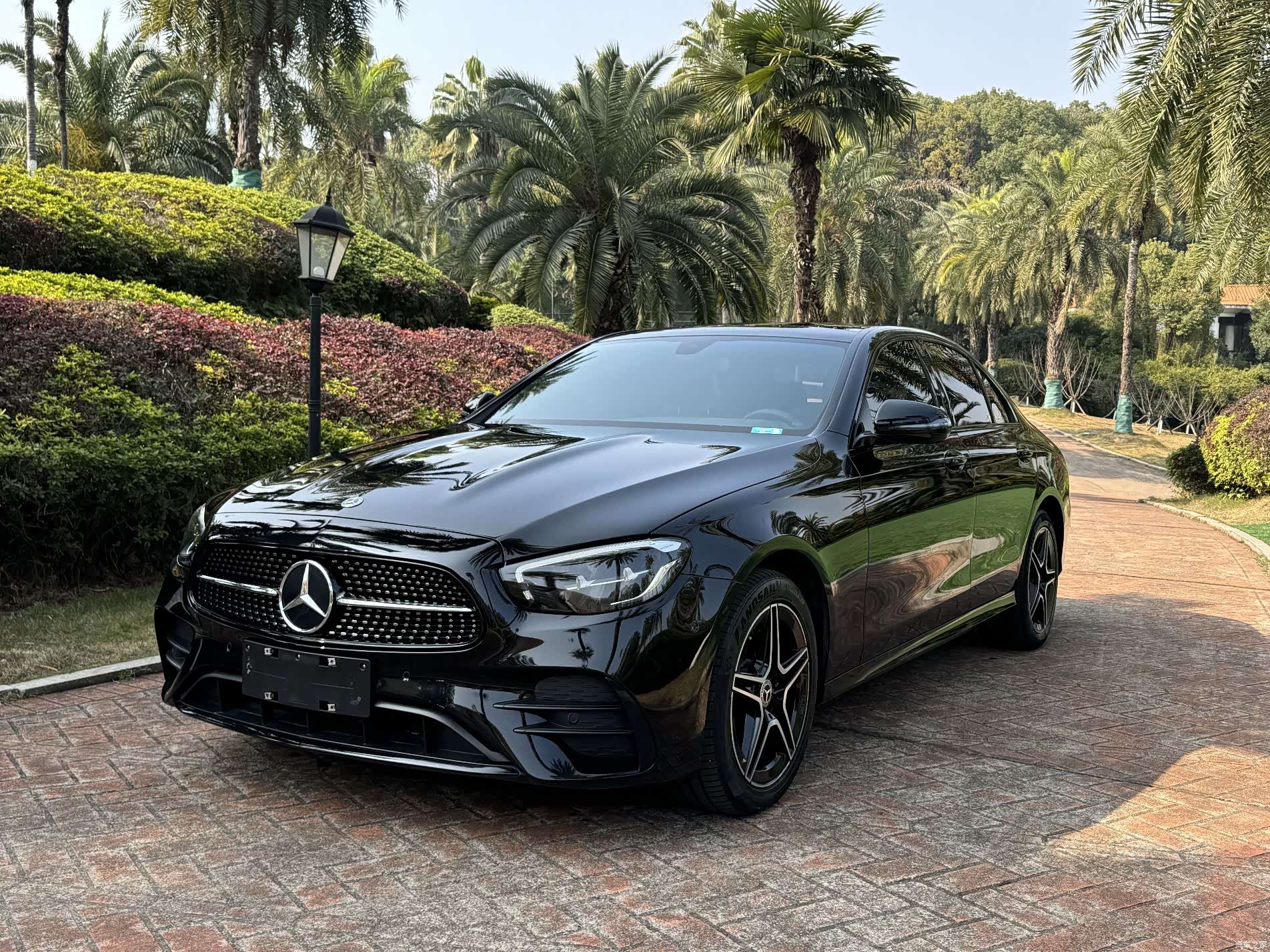Mercedes-Benz E-Class, 2022 1
