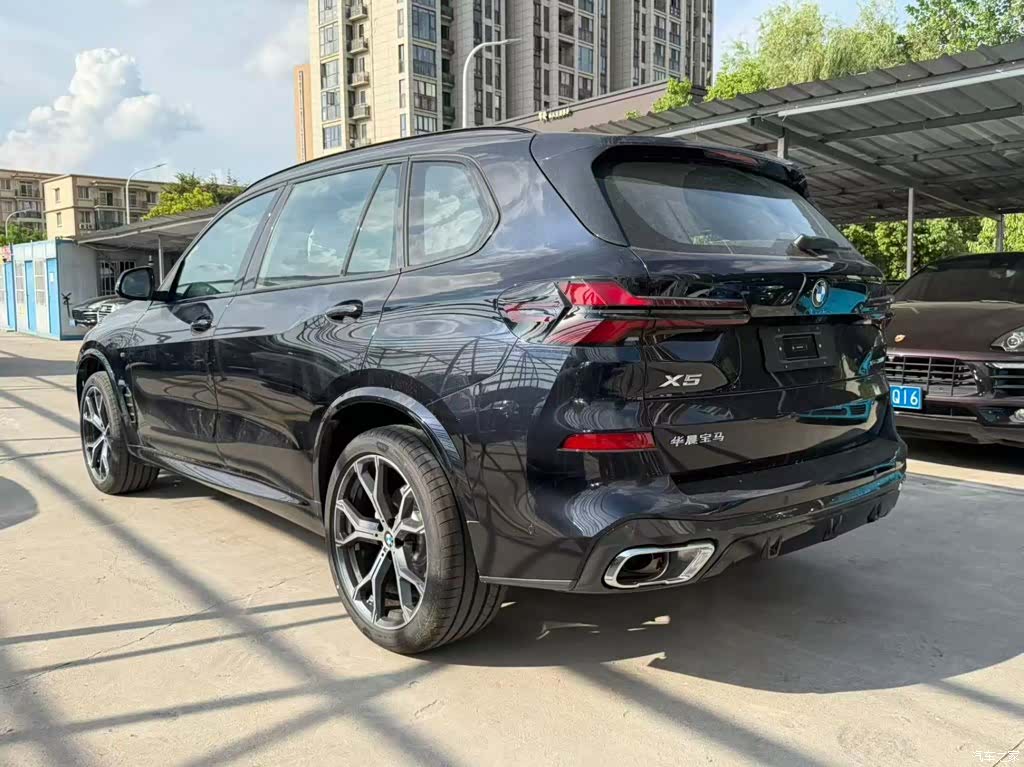 BMW X5, 2026 7