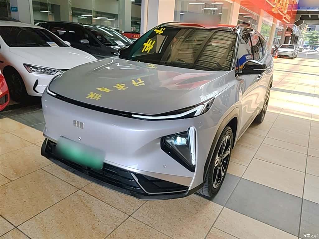 Geely Galaxy L7, 2025 1
