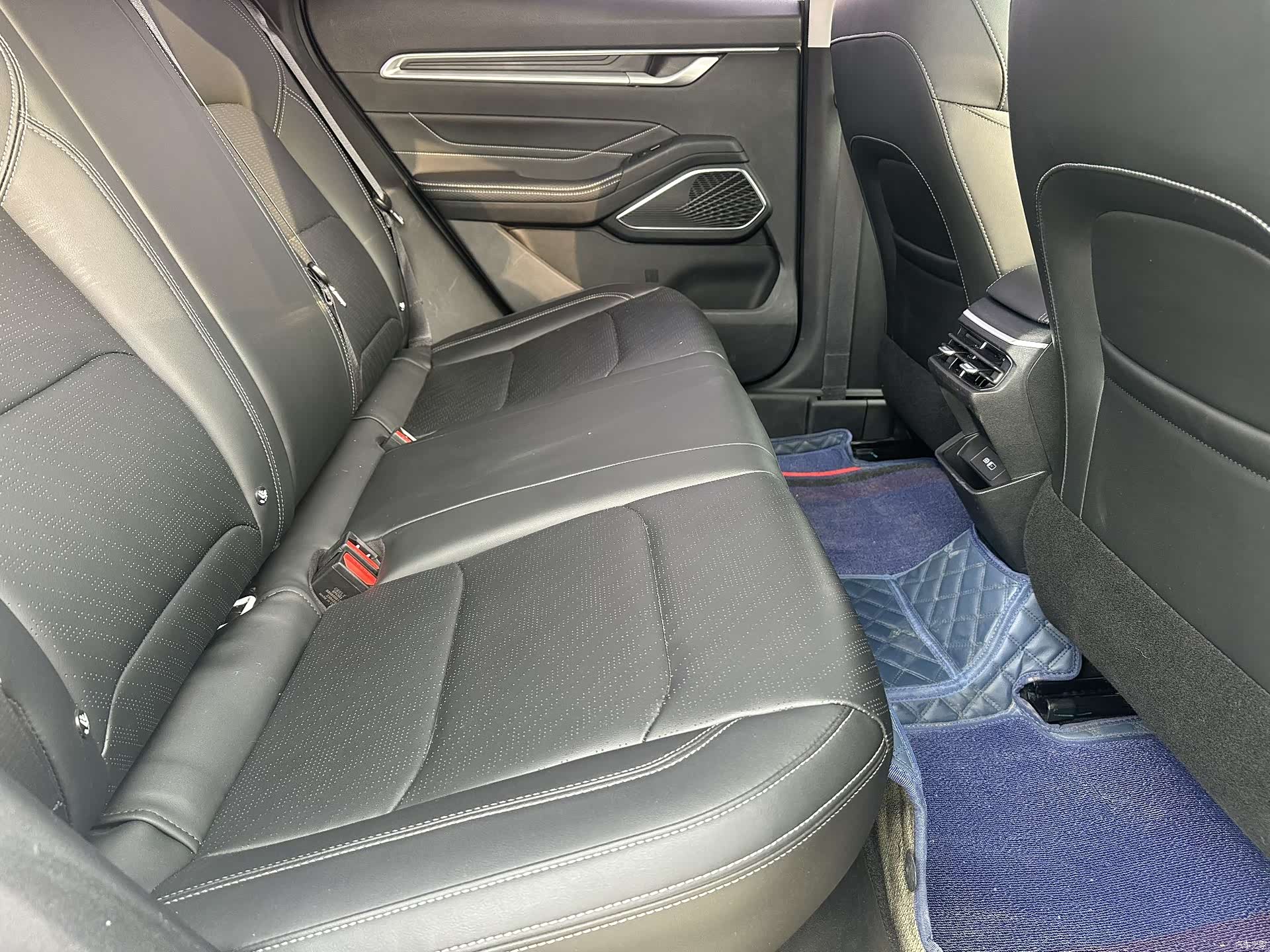 Geely Emgrand, 2021 34