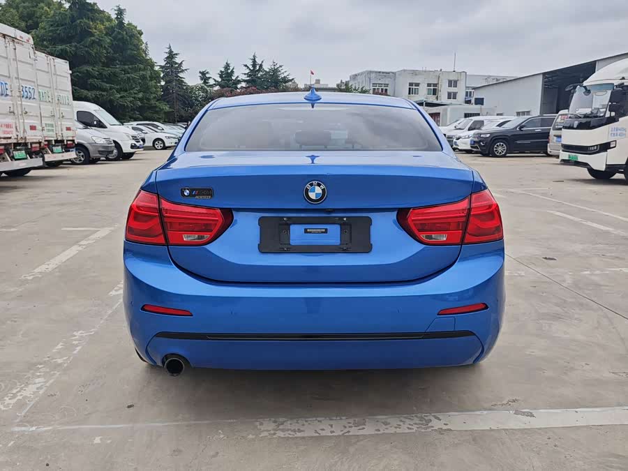 BMW 1 Series 2019, фото 15
