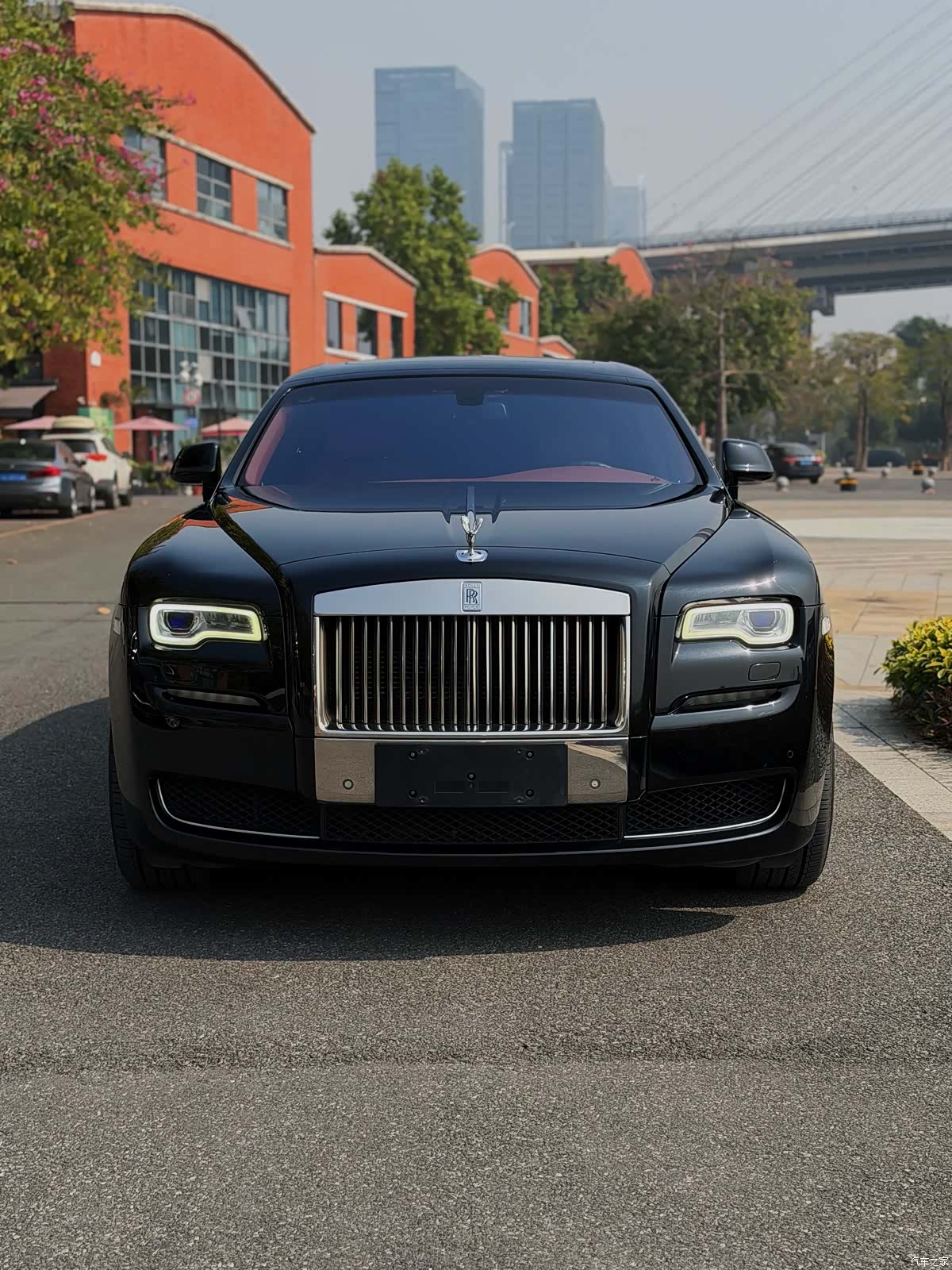 Rolls-Royce Ghost, 2016 3