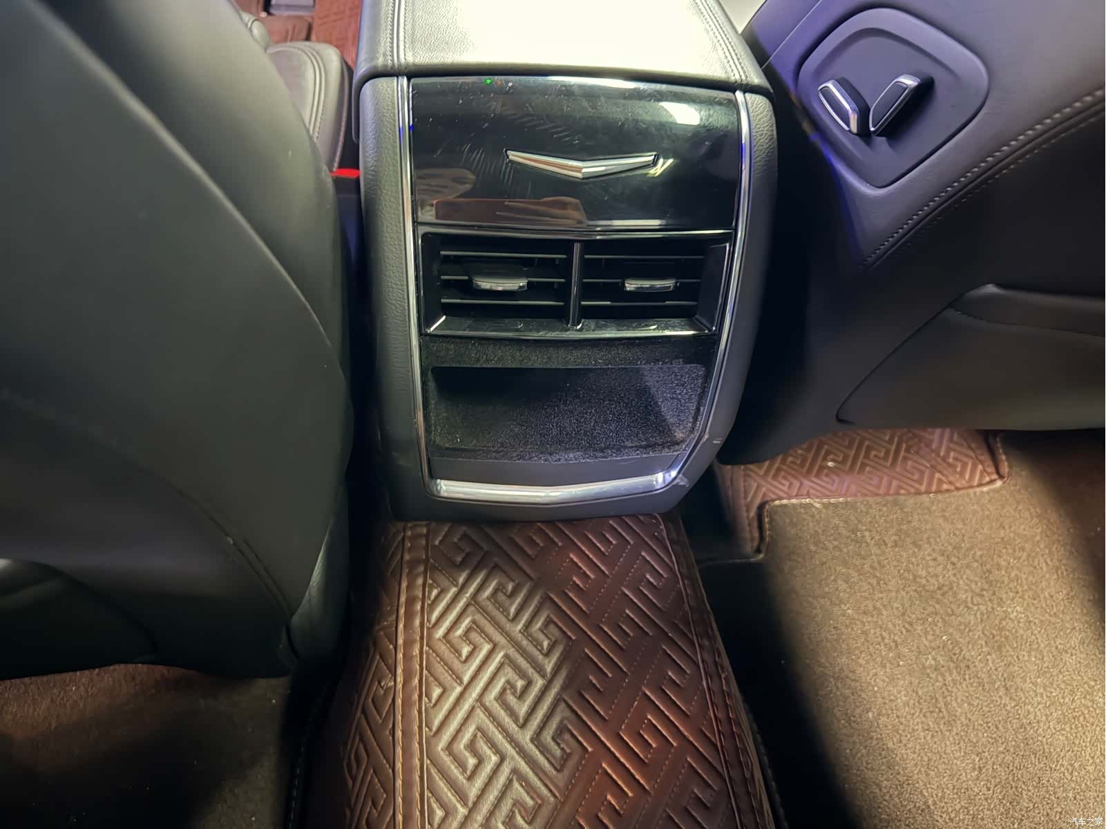 Cadillac CT6, 2021 6