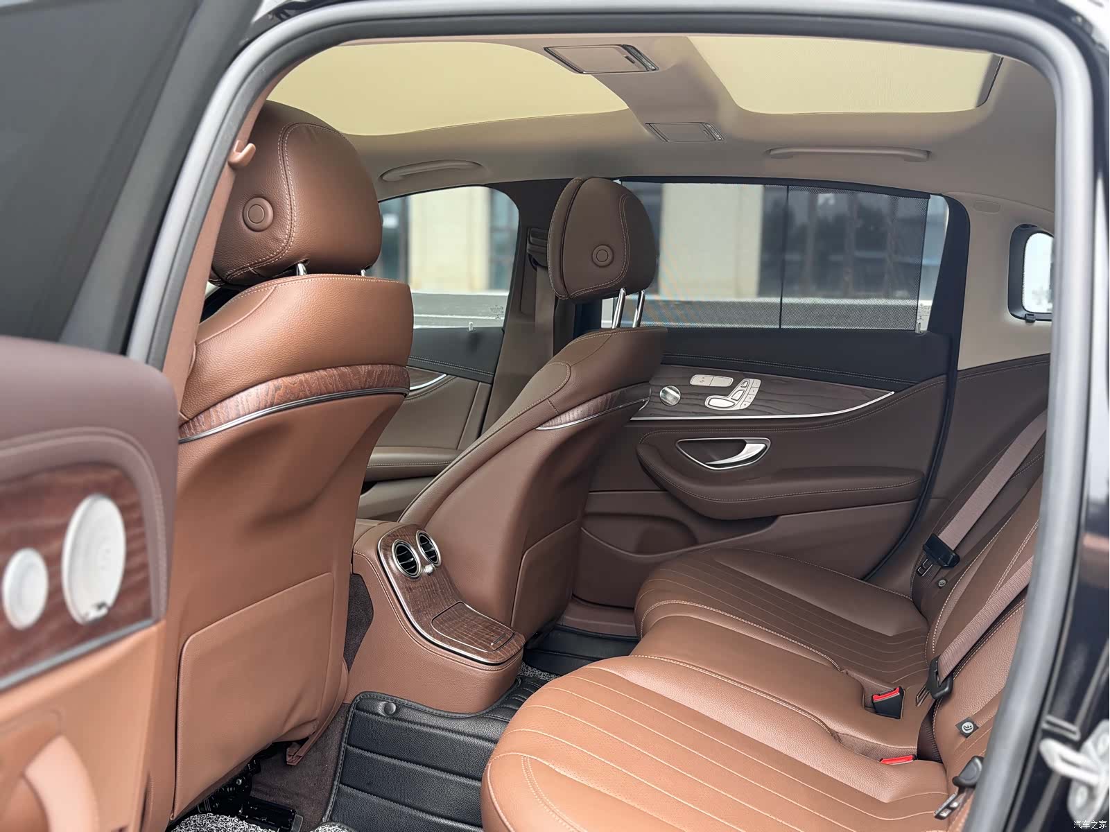 Mercedes-Benz E-Class, 2021 все фото