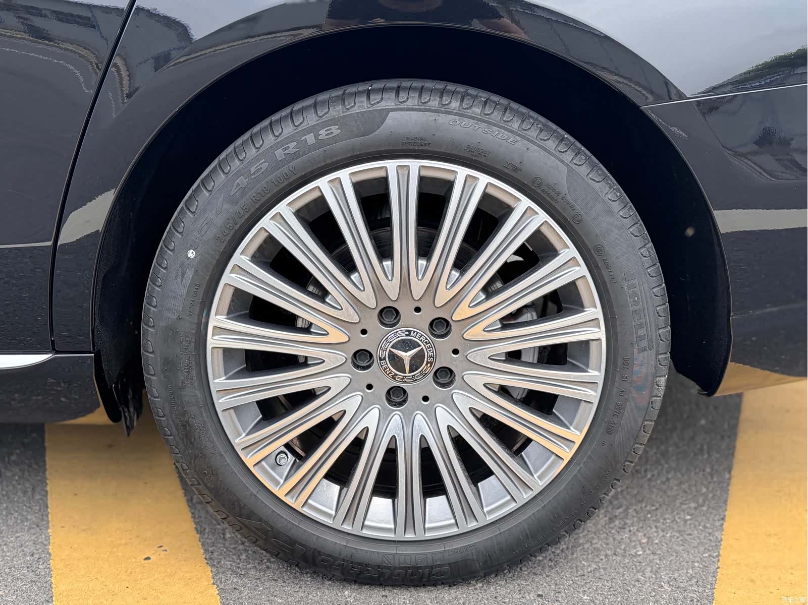 Mercedes-Benz E-Class, 2021 9