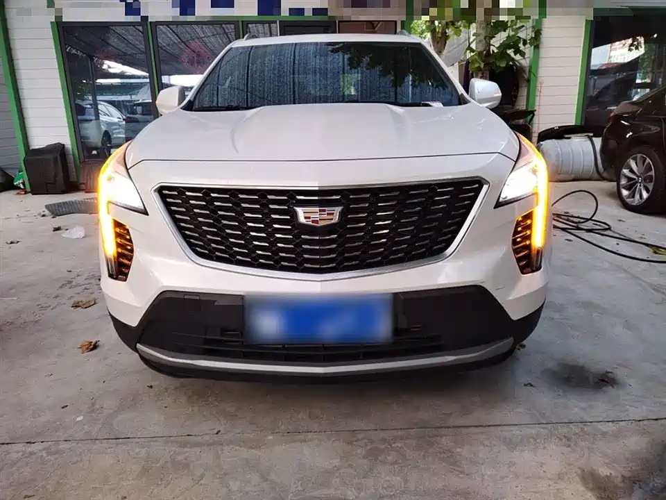 Cadillac XT4
