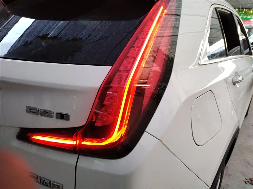 Cadillac XT4