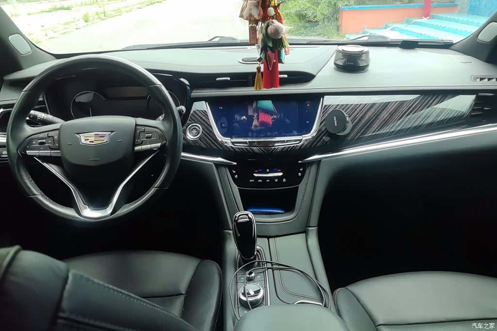Cadillac XT6, 2024 12