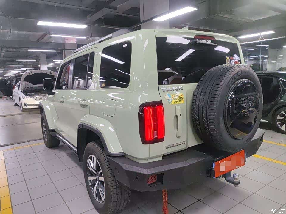 Tank 300, 2022 8