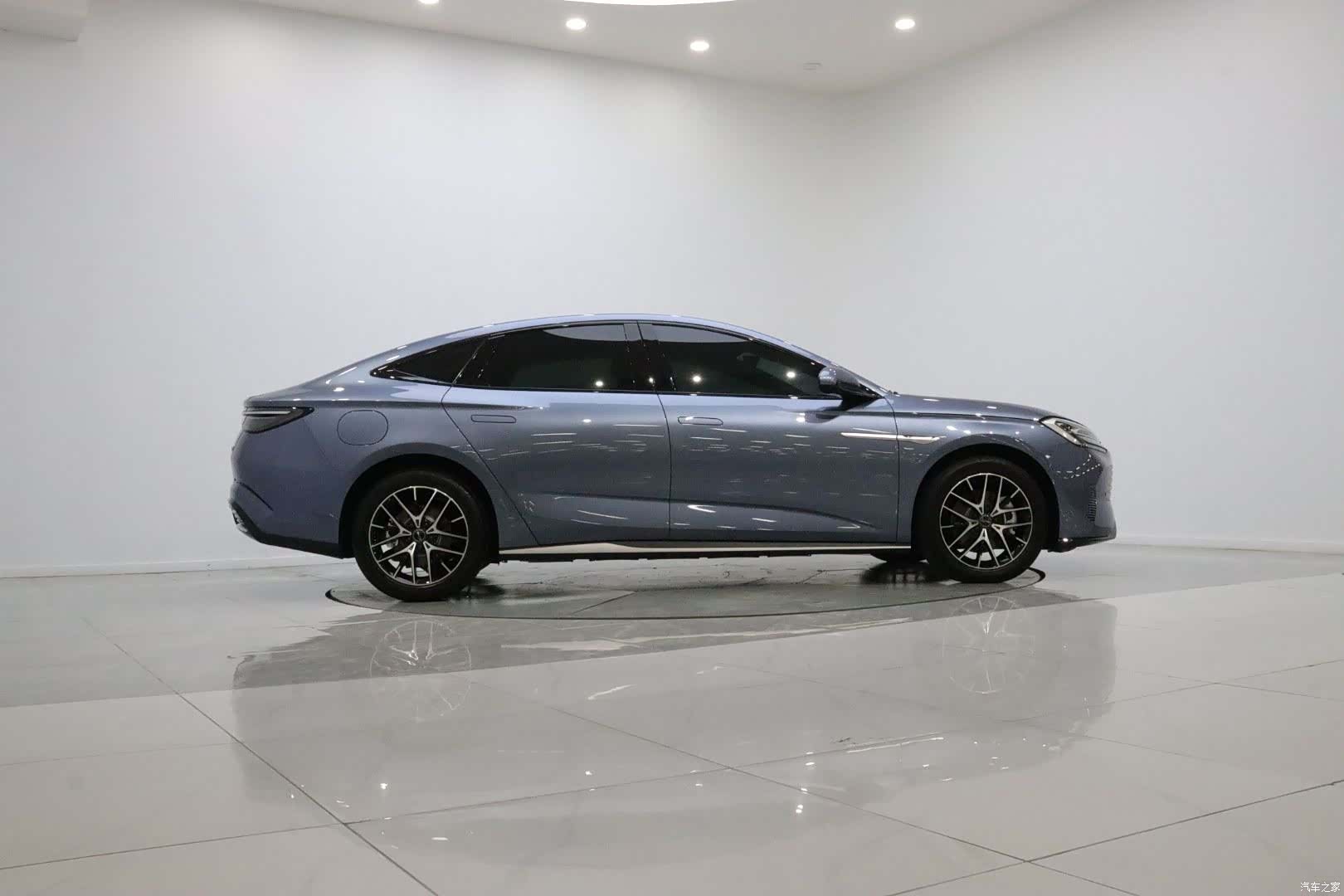 BYD Seal, 2025 9