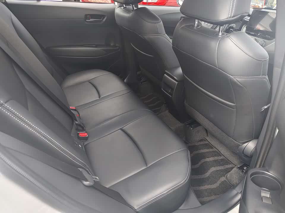 Toyota Corolla Sharp amplifier