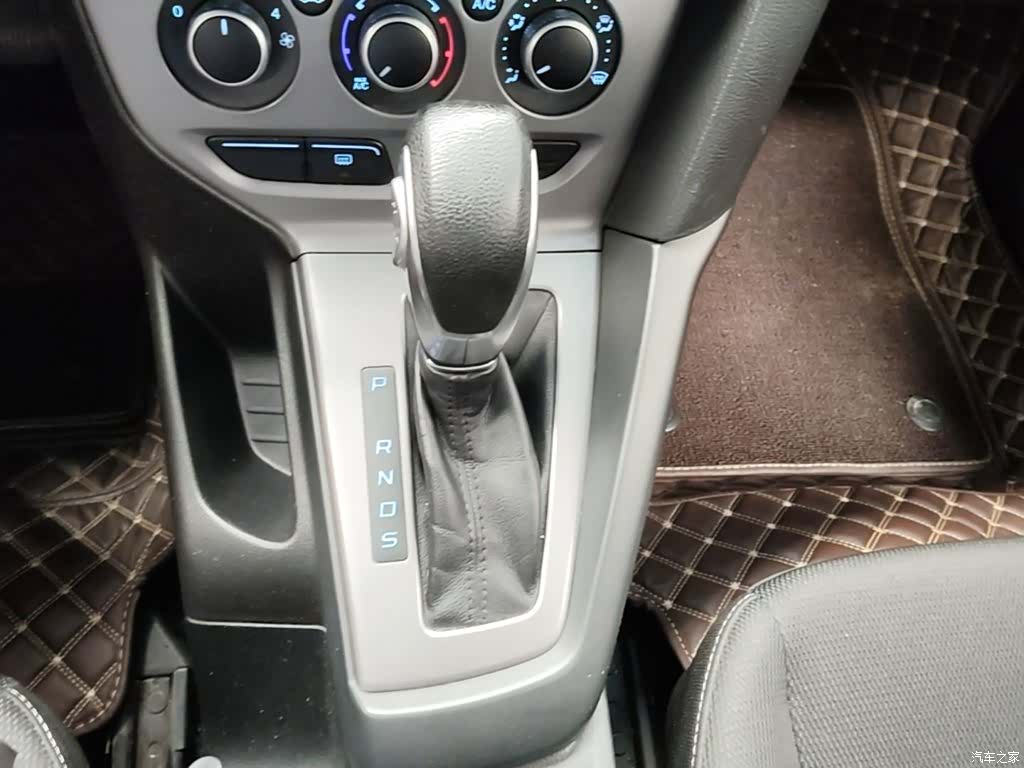 Ford Focus, 2014 14