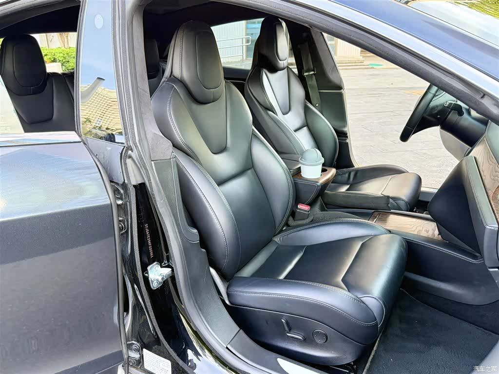 Tesla Model S, 2019 21