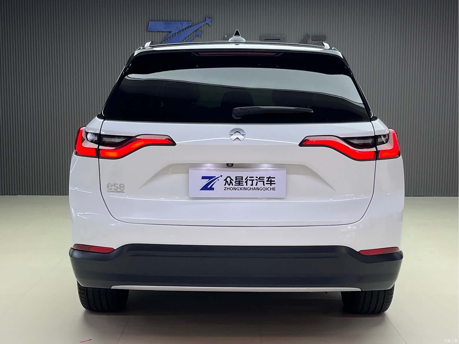NIO ES8, 2018 4