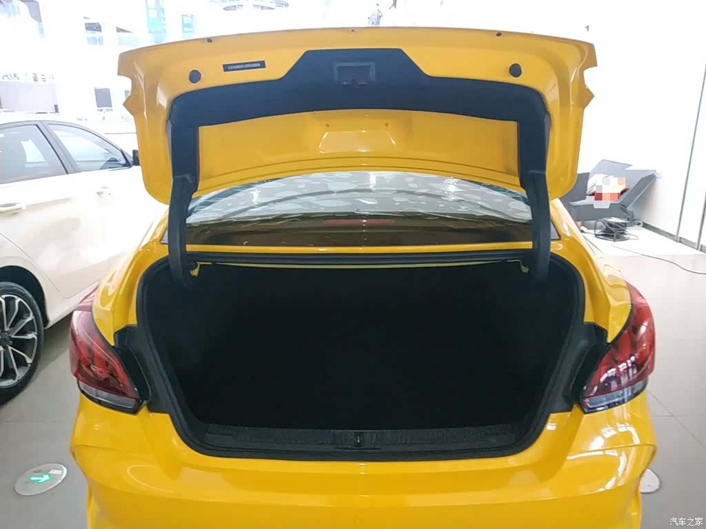MG MG5, 2022 19