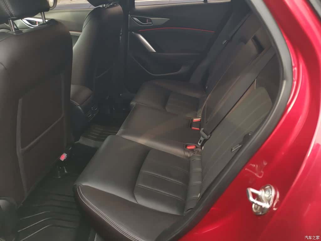 Mazda CX-4, 2016 13