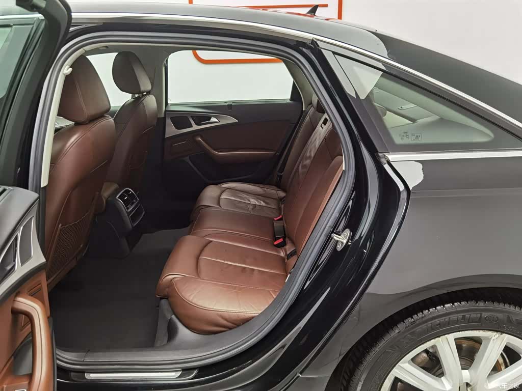Audi A6L, 2018 15