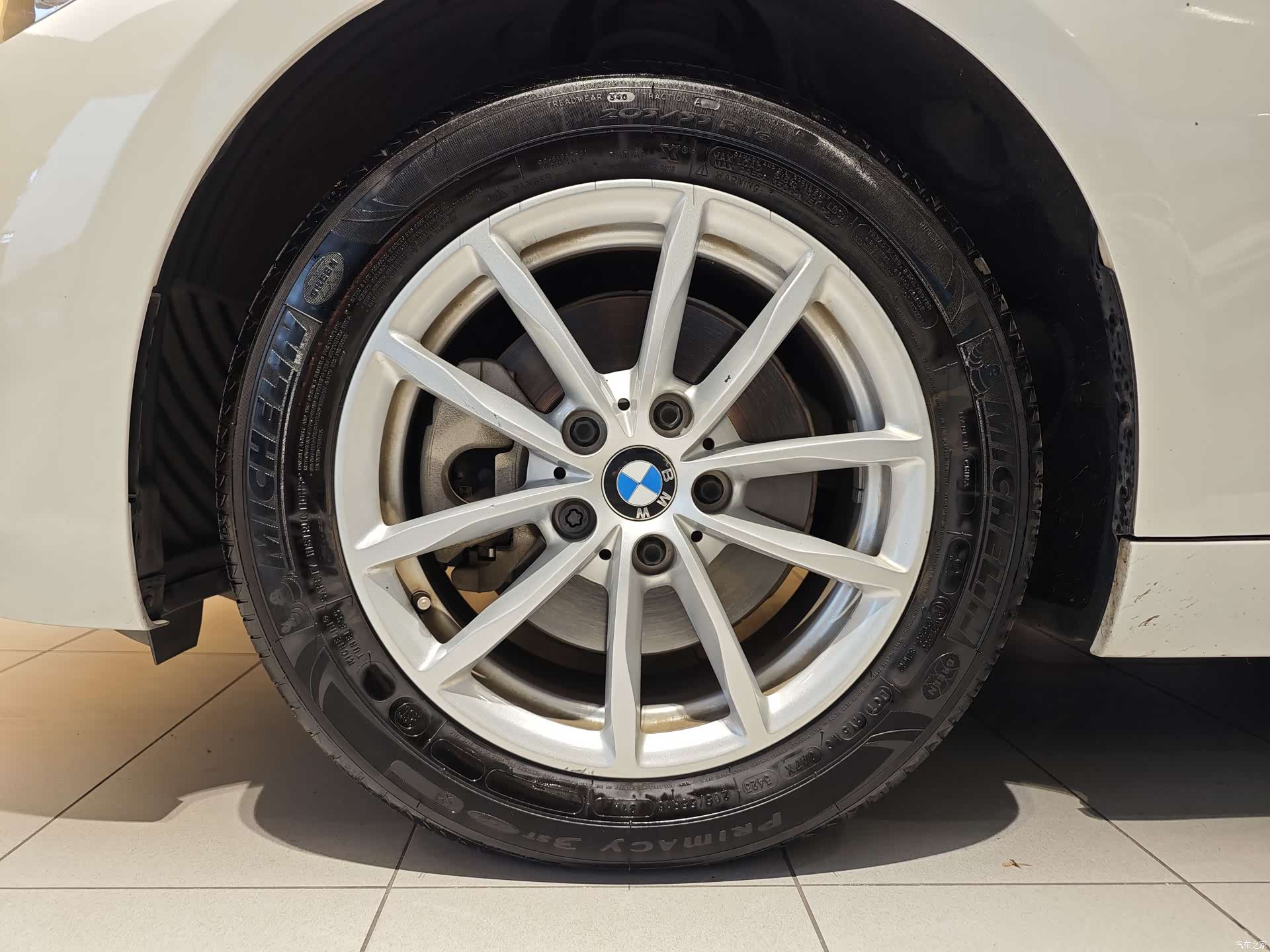 BMW 1 Series, 2018 все фото