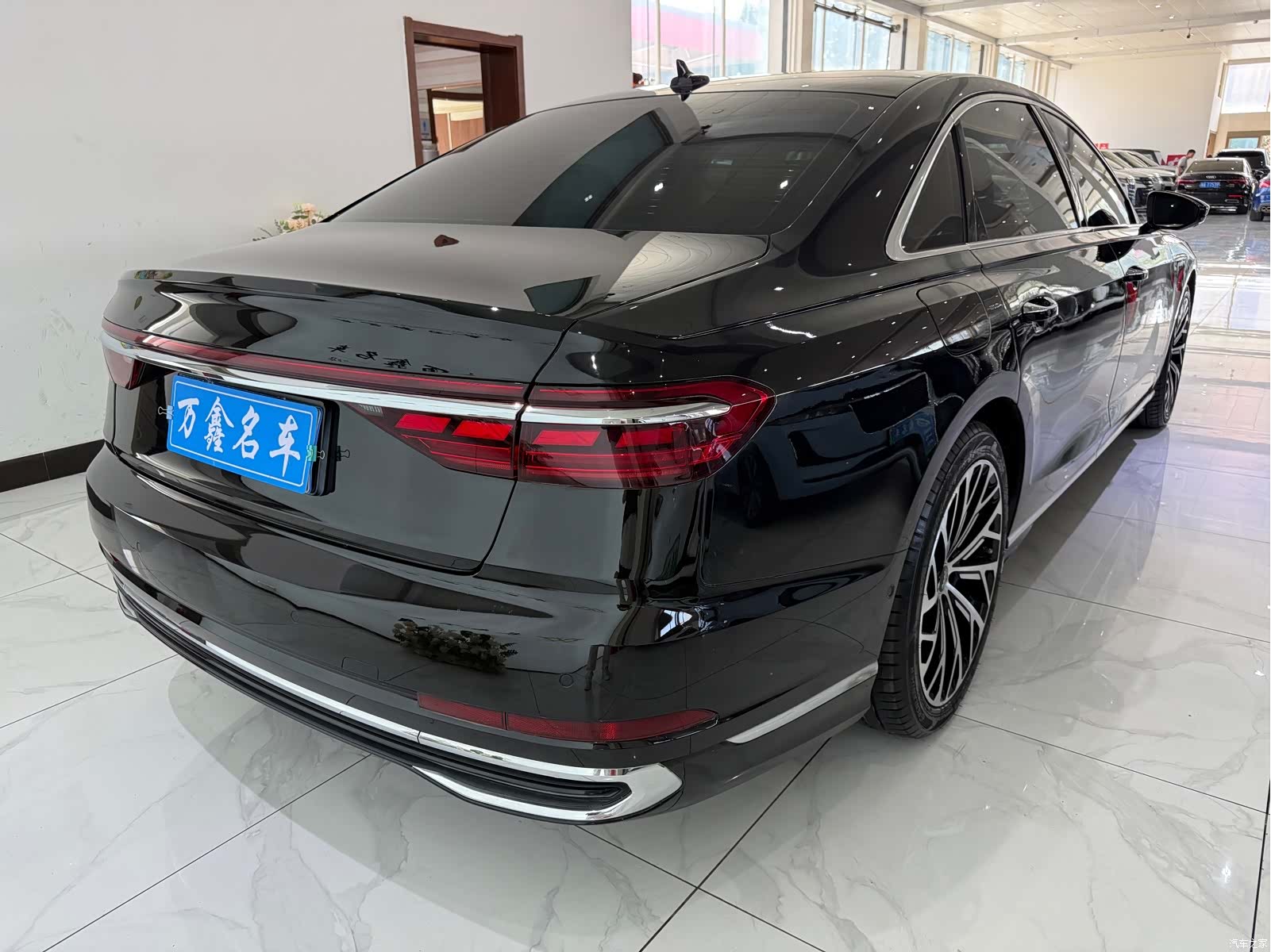 Audi A8L, 2023 20