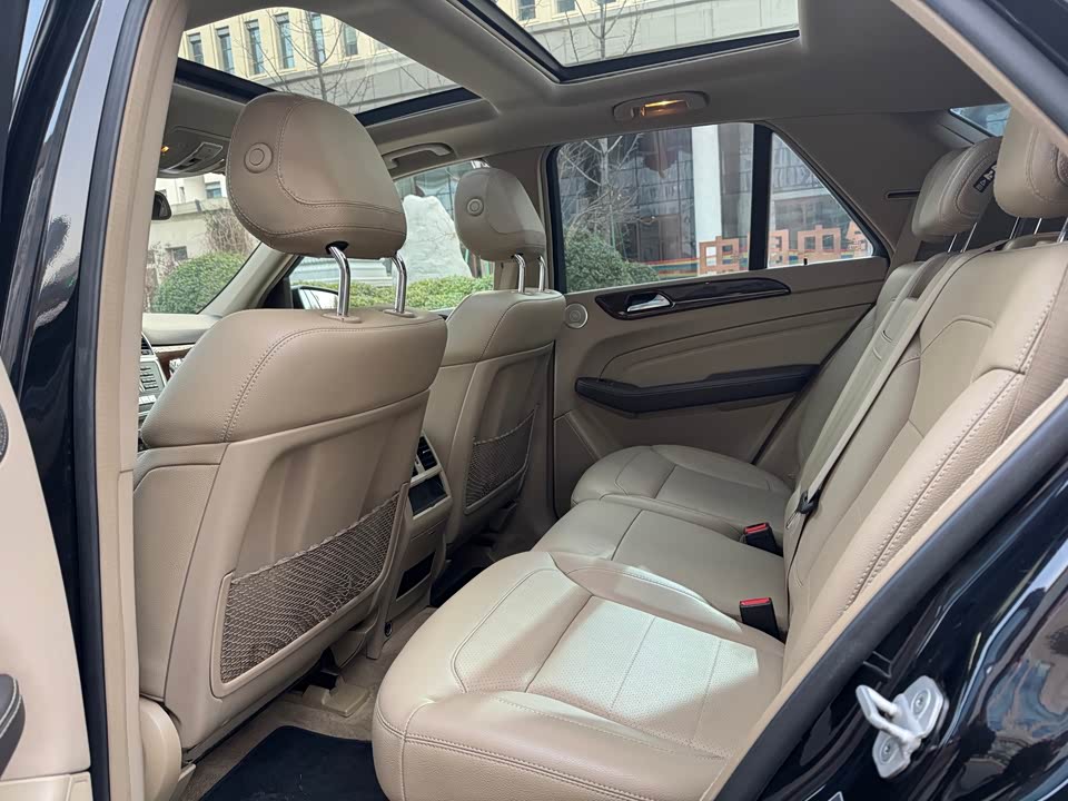 Mercedes-Benz M class