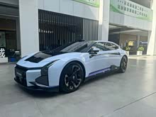 �ߺ�HiPhi Z 2023�� ������