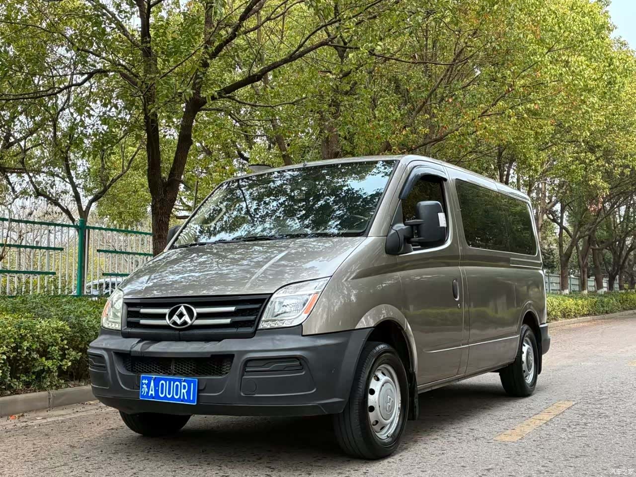 Maxus V80, 2014 1