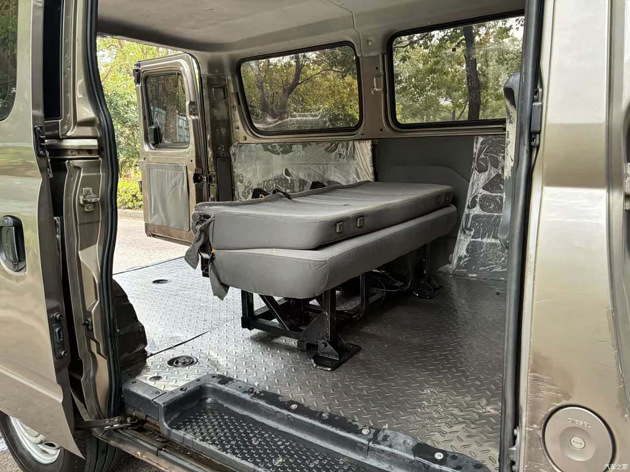 Maxus V80, 2014 6