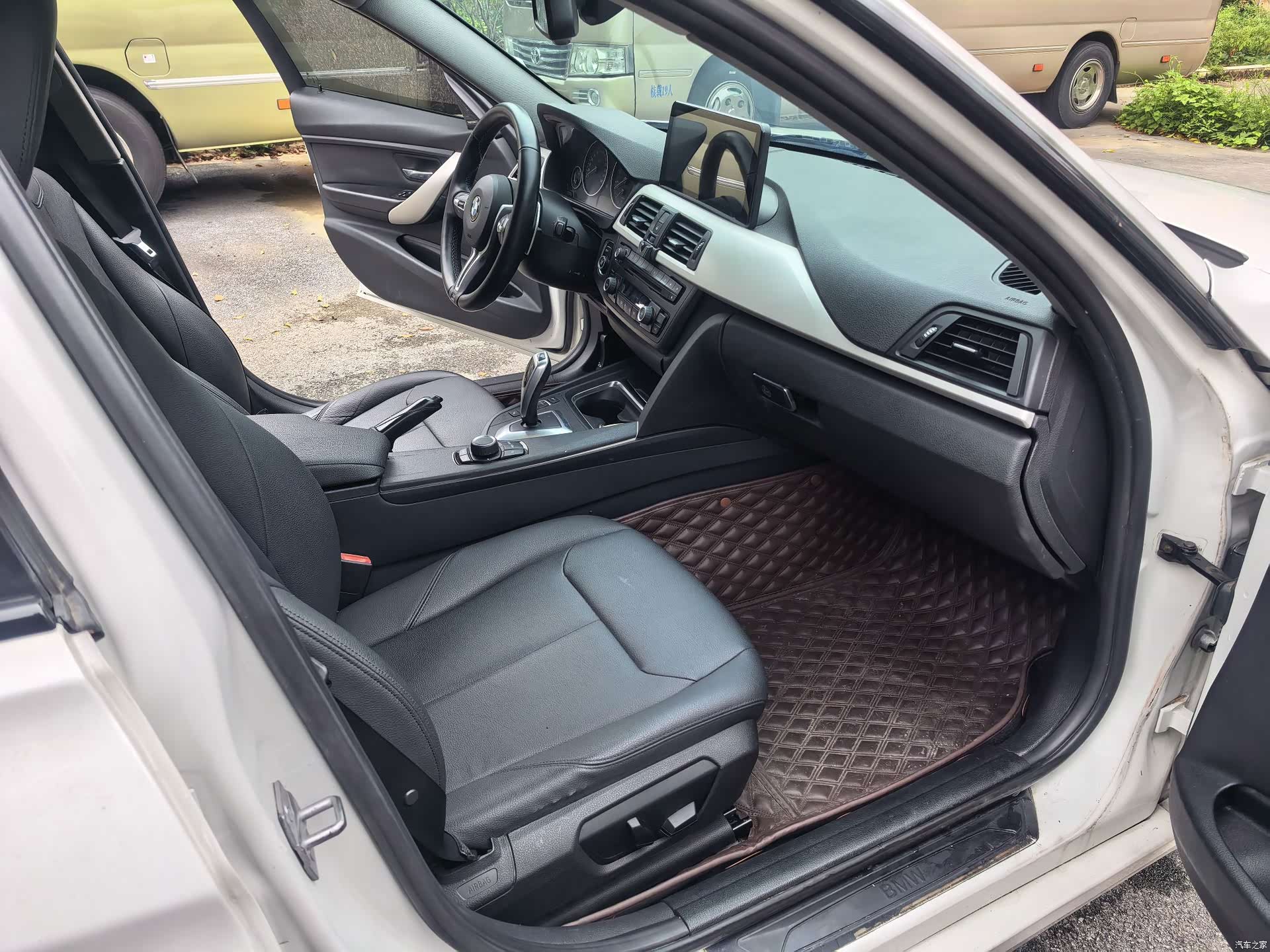 BMW 3 Series, 2015 10