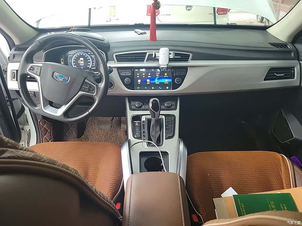 Geely Boyue, 2017 все фото