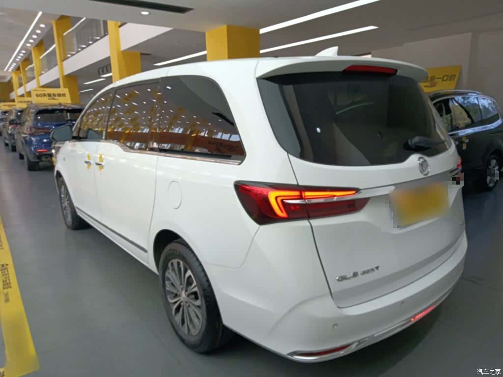 Buick GL8, 2023 23