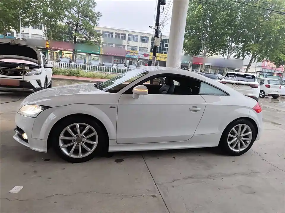 Audi TT