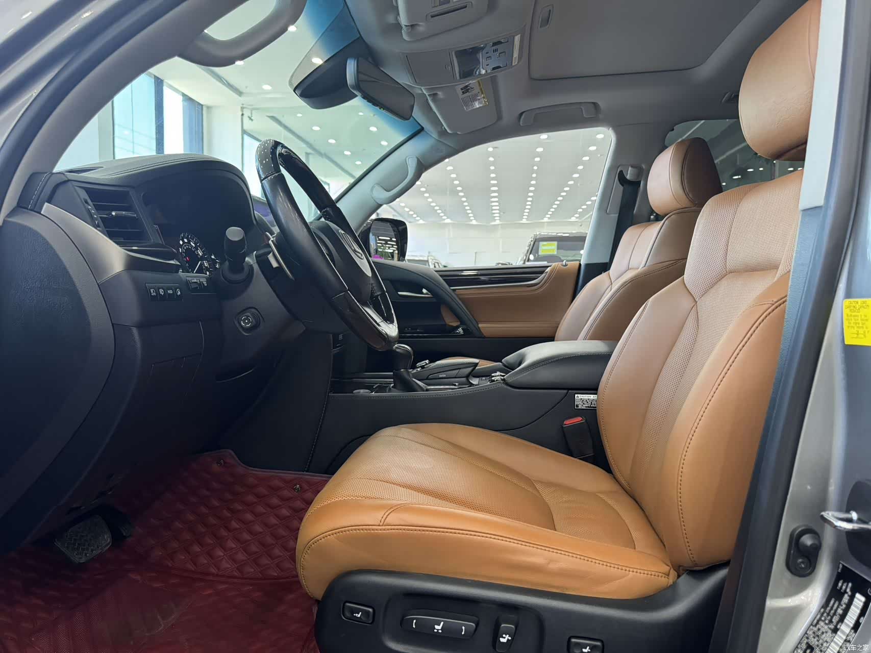 Lexus LX, 2022 7
