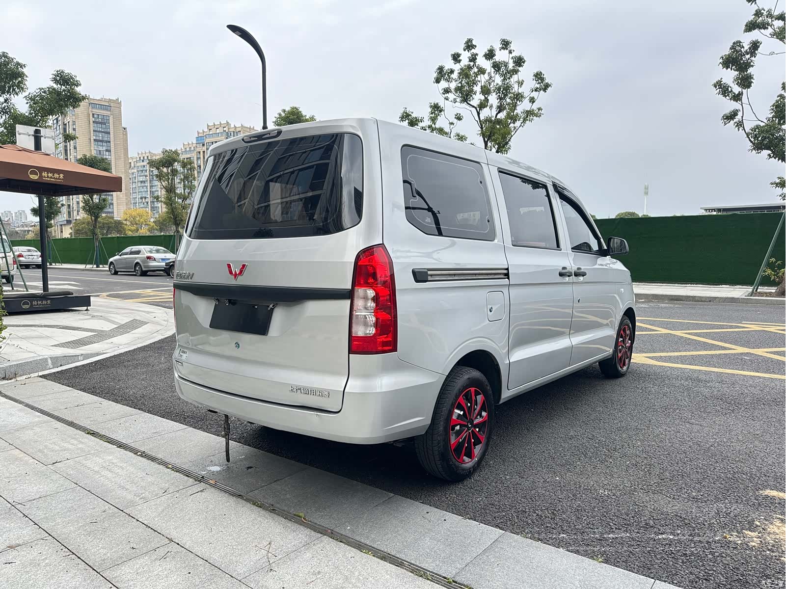 Wuling Hongguang, 2024 все фото
