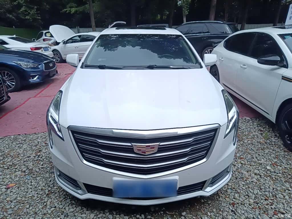Cadillac XTS, 2018 3