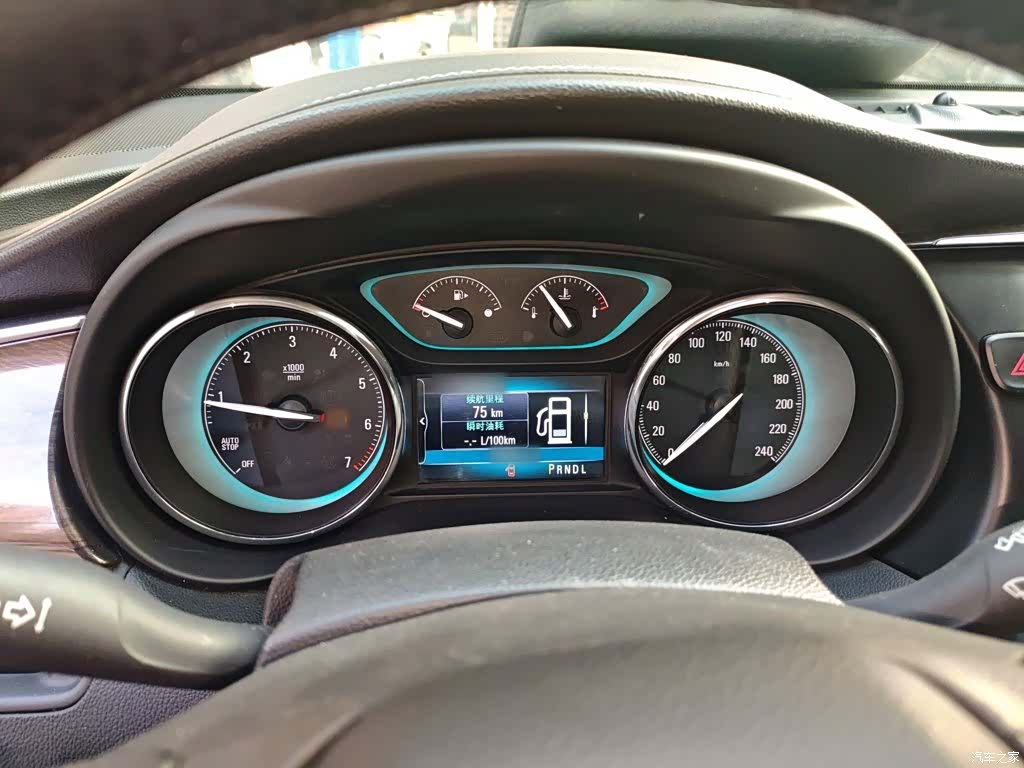 Buick Envision Plus, 2016 4