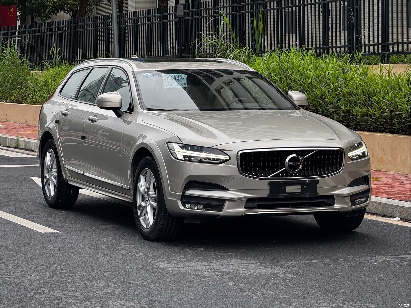 Volvo V90, 2019 все фото